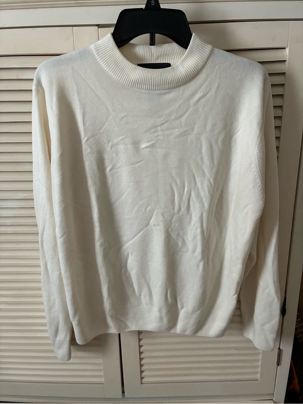 Sag Harbor Women's Cream Turtleneck Sweater